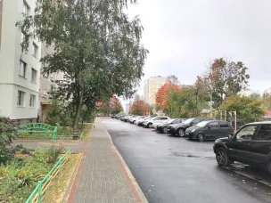 Двор дома № 11 в микрорайоне Центральный благоустроен по проекту «Вам решать»